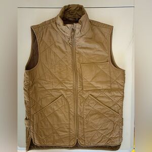 J. Crew Men’s Khaki Thermal Quilted Vest. Size S